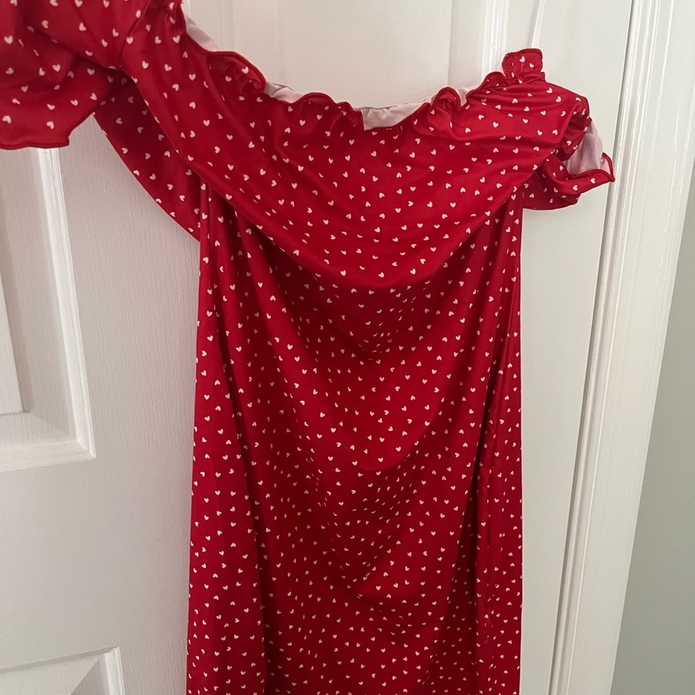 Red Sweetheart Off-the-Shoulder Tight Red Dress